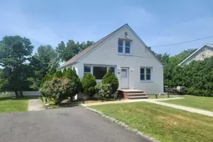 59 Troy Rd, Parsippany, NJ 07054 - Photo 2