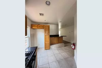 86 Pacific St, Newark, NJ 07105 - Photo 6