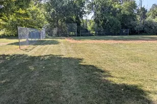 22 Village Square Dr, Union Township, NJ 08802 - Photo 24