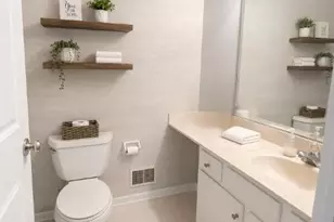 22 Village Square Dr, Union Township, NJ 08802 - Photo 16
