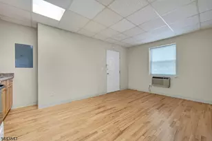 377 Park St, Hackensack, NJ 07601 - Photo 4