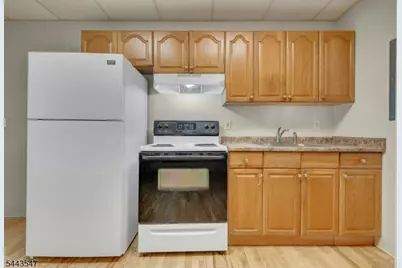 377 Park St #C, Hackensack, NJ 07601 - Photo 6