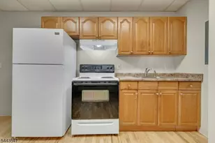 377 Park St, Hackensack, NJ 07601 - Photo 6