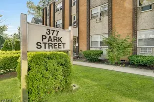 377 Park St, Hackensack, NJ 07601 - Photo 14