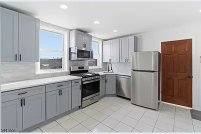 280 Wilson Ave #2L, Kearny, NJ 07032 - Photo 1