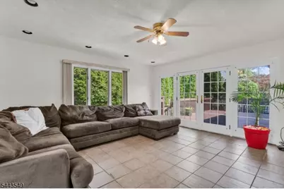 77 Schwinn Dr, Clark Township, NJ 07066 - Photo 10