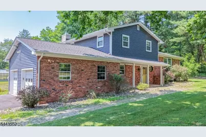 8 Deer Path, Holland Township, NJ 08848 - Photo 2