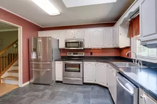 8 Deer Path, Holland Township, NJ 08848 - Photo 10