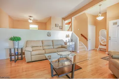 194 Driscoll Ct, Franklin Township, NJ 08873 - Photo 6