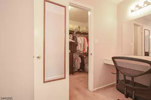 194 Driscoll Ct, Franklin Township, NJ 08873 - Photo 32