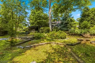 65 Leamoor Dr, Parsippany, NJ 07054 - Photo 22