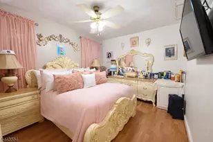 19 Burgess Pl, Passaic, NJ 07055 - Photo 14