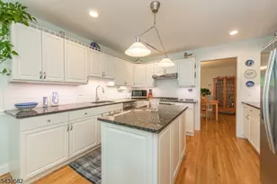 31 Cooper Ln, Long Hill Township, NJ 07946 - Photo 6