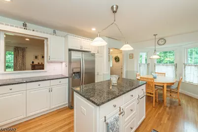 31 Cooper Ln, Long Hill Township, NJ 07946 - Photo 8