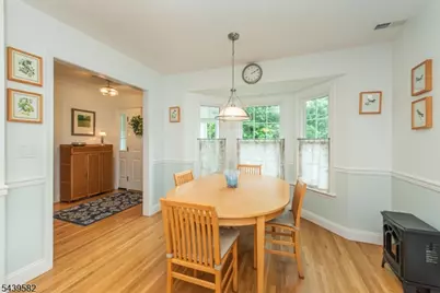 31 Cooper Ln, Long Hill Township, NJ 07946 - Photo 4