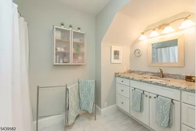 31 Cooper Ln, Long Hill Township, NJ 07946 - Photo 20
