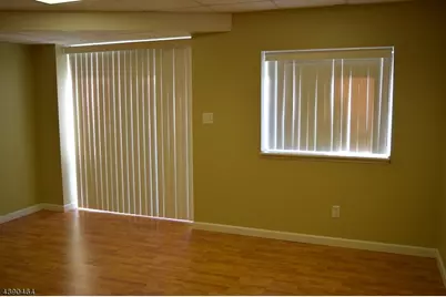 223 Emily Pl, Parsippany, NJ 07054 - Photo 8