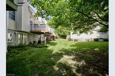 223 Emily Pl, Parsippany, NJ 07054 - Photo 28