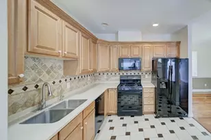 223 Emily Pl, Parsippany, NJ 07054 - Photo 6