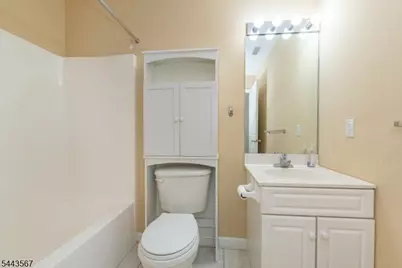 38 Chanda Ct, Clifton, NJ 07012 - Photo 20
