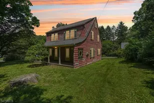 16 Silverthorne Rd, High Bridge, NJ 08829 - Photo 2