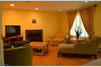 25 Haddon Rd, Parsippany, NJ 07054 - Photo 18