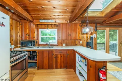 77 W Shore Trl, Sandyston Township, NJ 07826 - Photo 20