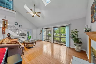 29 Brook St, Franklin Township, NJ 08873 - Photo 14