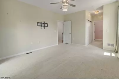 101 Birch Ct, Hanover Township, NJ 07927 - Photo 22