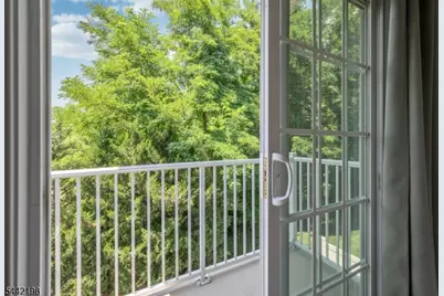 101 Birch Ct, Hanover Township, NJ 07927 - Photo 20
