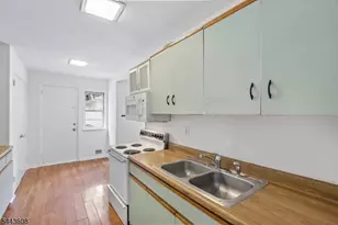 19 Lakeland Dr, Hopatcong, NJ 07843 - Photo 26