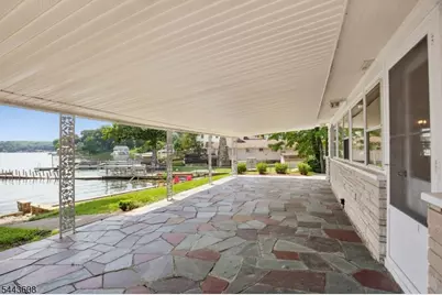 19 Lakeland Dr, Hopatcong, NJ 07843 - Photo 34