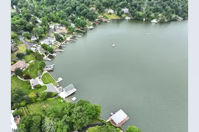 19 Lakeland Dr, Hopatcong, NJ 07843 - Photo 40
