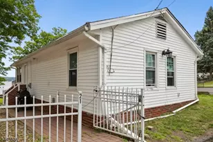 19 Lakeland Dr, Hopatcong, NJ 07843 - Photo 44
