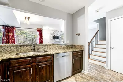 29 Encampment Drive, Bedminster Township, NJ 07921 - Photo 14
