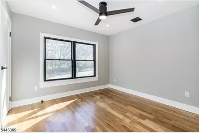 76 Burnet Rd #2, Florham Park, NJ 07940 - Photo 8