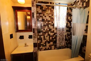 484 Delavan Ave, Newark, NJ 07107 - Photo 8