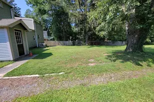 131 4th St, Belvidere, NJ 07823 - Photo 4