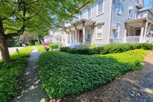 131 4th St, Belvidere, NJ 07823 - Photo 2