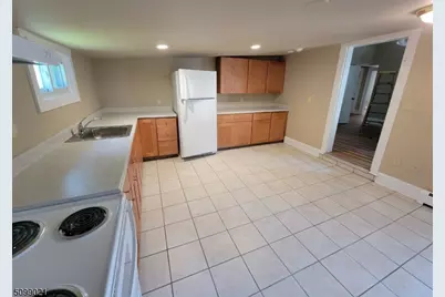 131 4th St #B, Belvidere, NJ 07823 - Photo 6