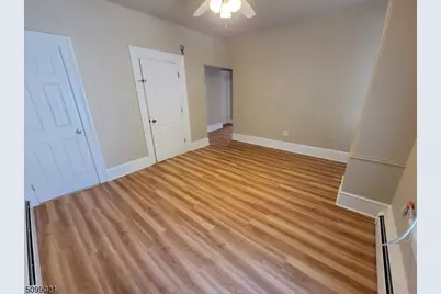 131 4th St #B, Belvidere, NJ 07823 - Photo 12