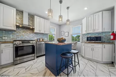 14 Grove Ter, Montclair, NJ 07042 - Photo 8