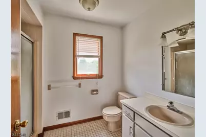 815 Clawson Ave, Hillsborough Township, NJ 08844 - Photo 24