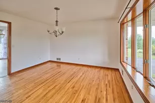 815 Clawson Ave, Hillsborough Township, NJ 08844 - Photo 26