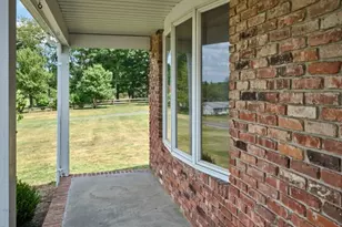 815 Clawson Ave, Hillsborough Township, NJ 08844 - Photo 4