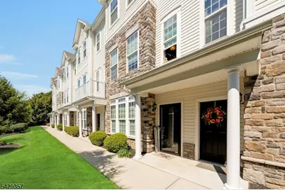 1 Clover Ln, Garfield, NJ 07026 - Photo 2