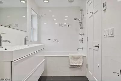 63 E Cedar St, Livingston, NJ 07039 - Photo 20