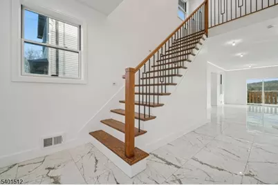 19 Mountain Ave, Mahwah, NJ 07430 - Photo 8