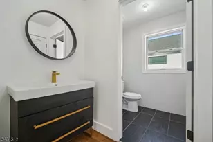 19 Mountain Ave, Mahwah, NJ 07430 - Photo 18