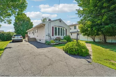 22 Arlington Ave, Mount Arlington, NJ 07856 - Photo 2